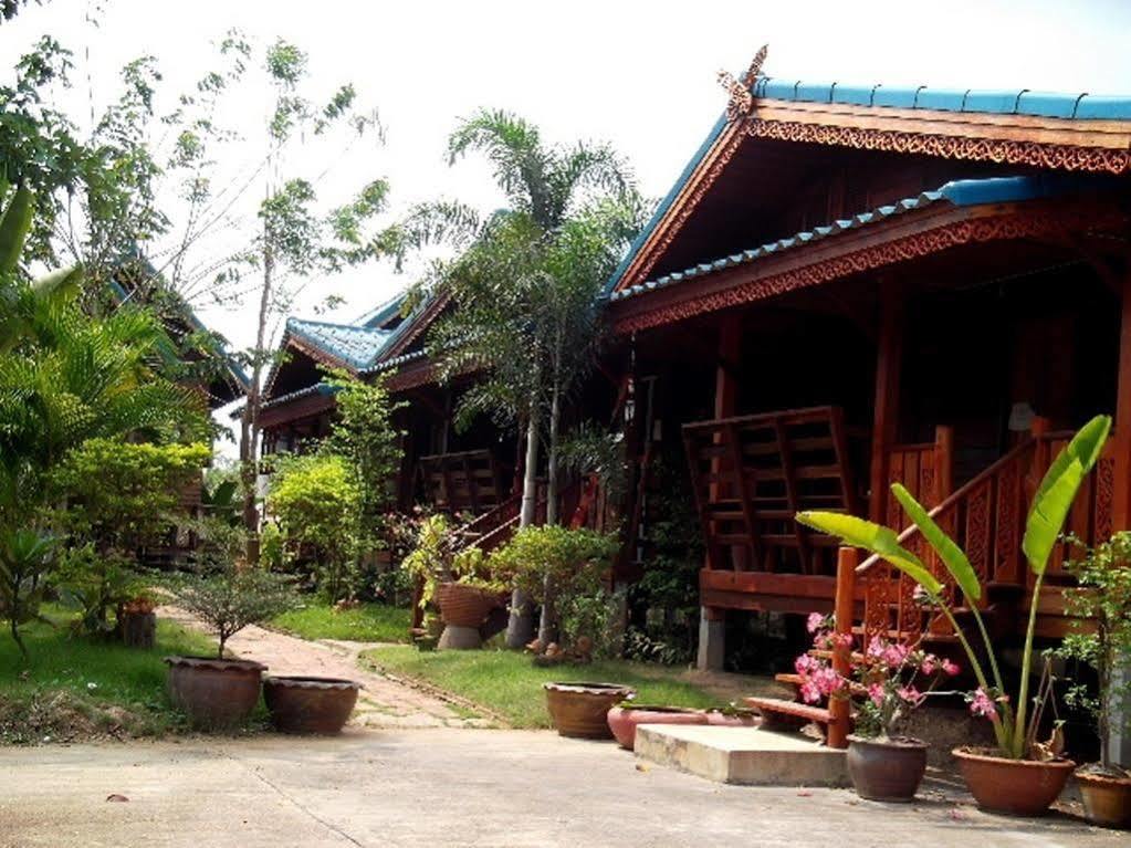 Tr Guesthouse Sukhothai Exterior foto